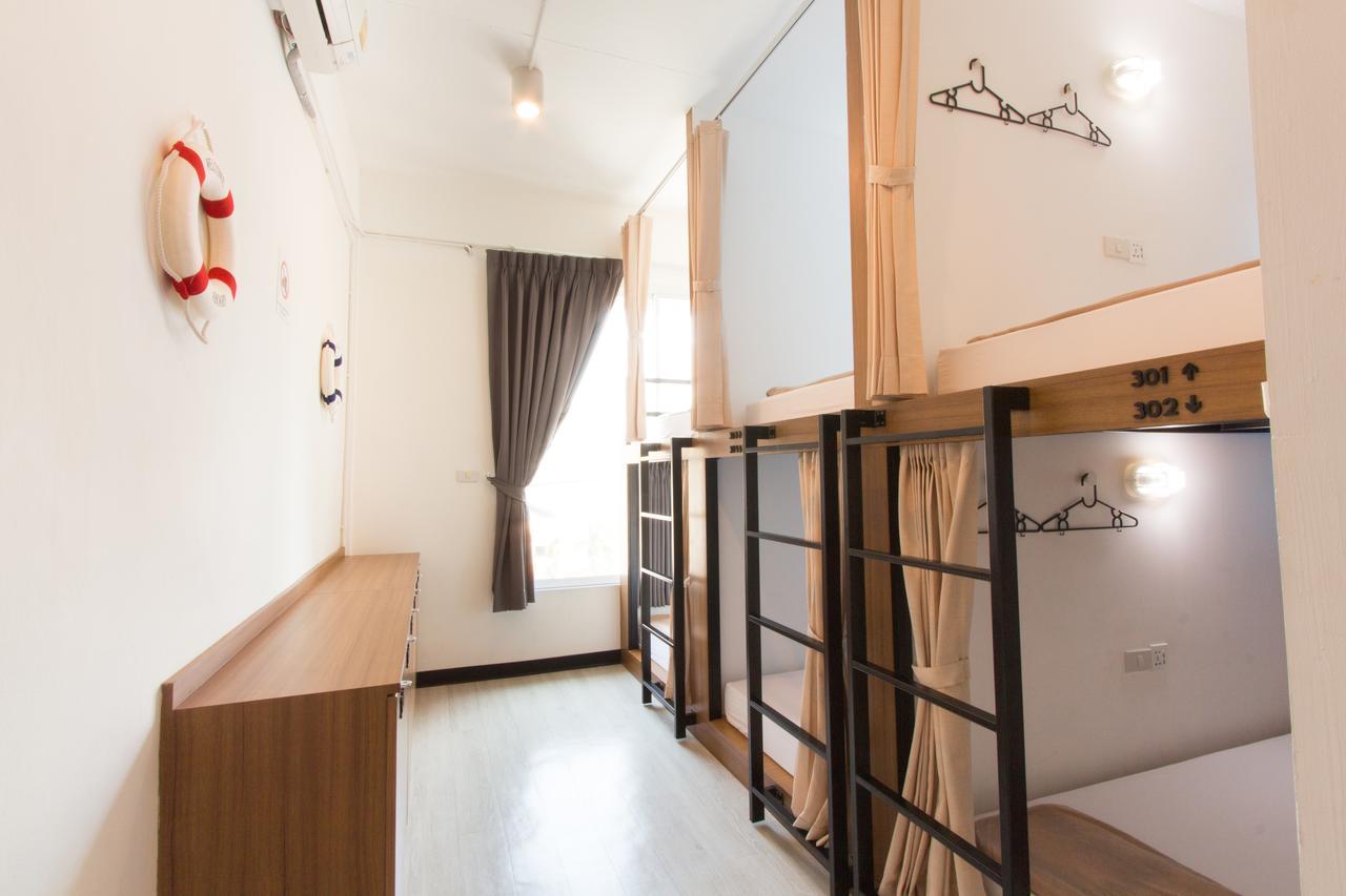 Pier 49 Hostel Bangkok Kültér fotó